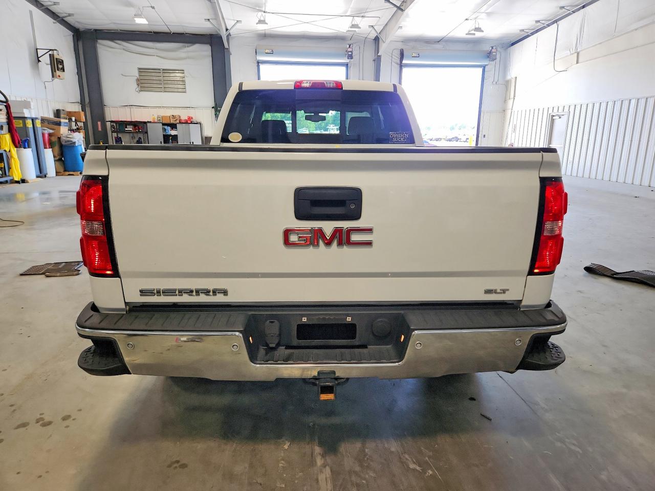 2015 GMC SIERA15004