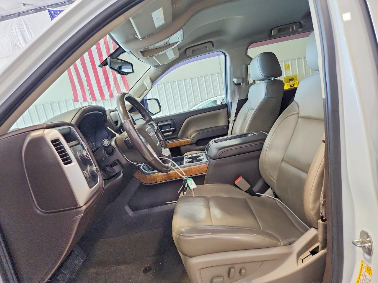 2015 GMC SIERA15004