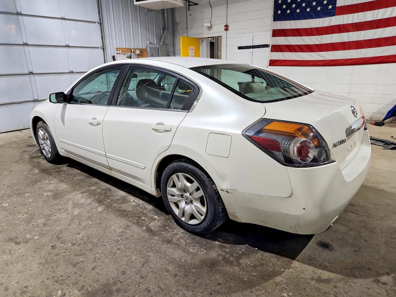 2010 NISSAN ALTIMA