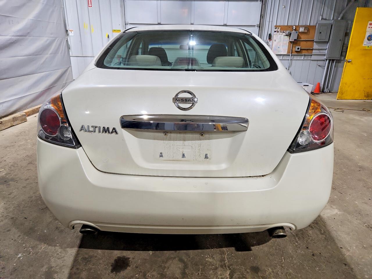 2010 NISSAN ALTIMA