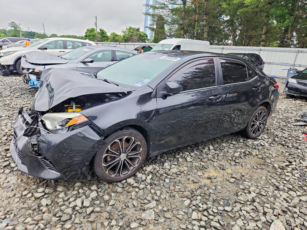 2015 TOYOTA COROLLA