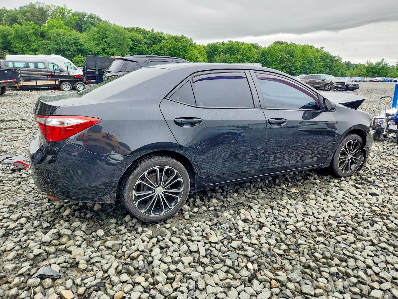 2015 TOYOTA COROLLA