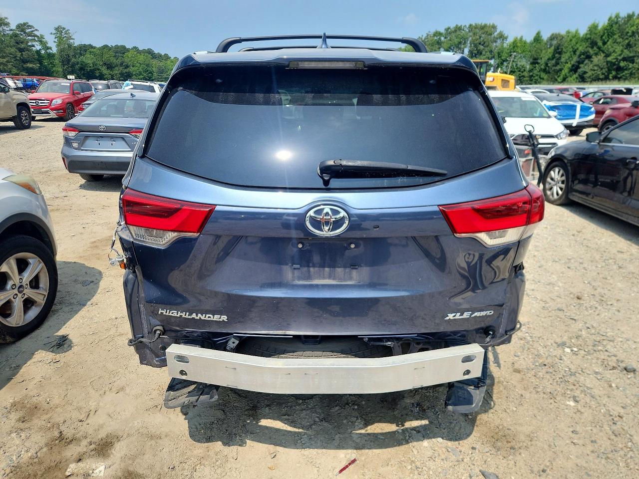 2019 TOYOTA HIGHLANDER