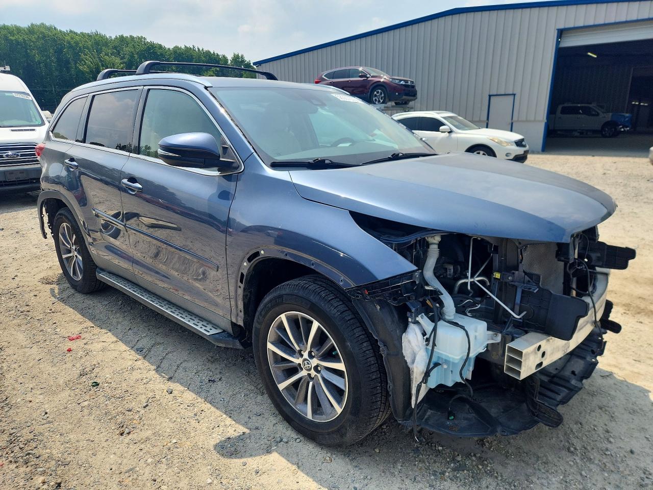 2019 TOYOTA HIGHLANDER