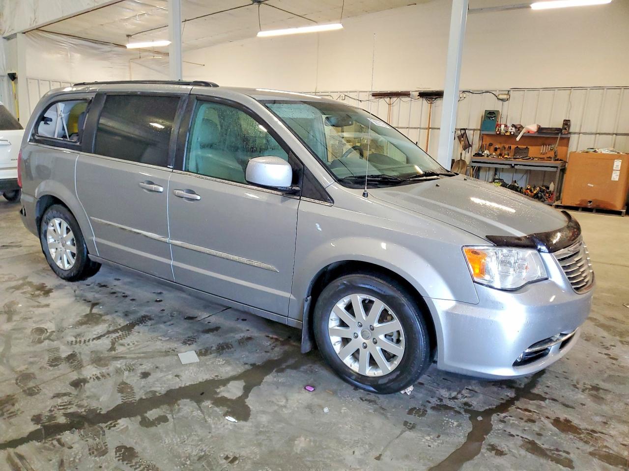 2013 CHRYSLER MINIVAN