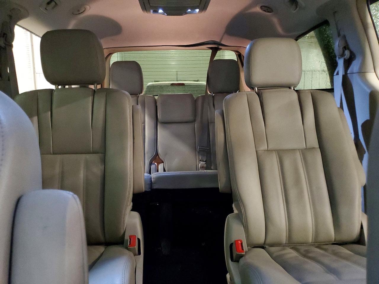 2013 CHRYSLER MINIVAN