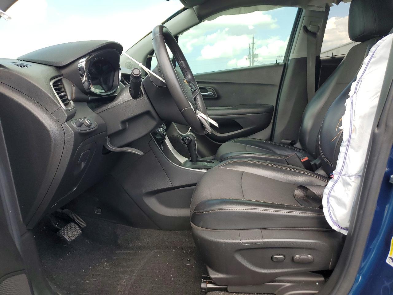 2020 CHEVROLET TRAX