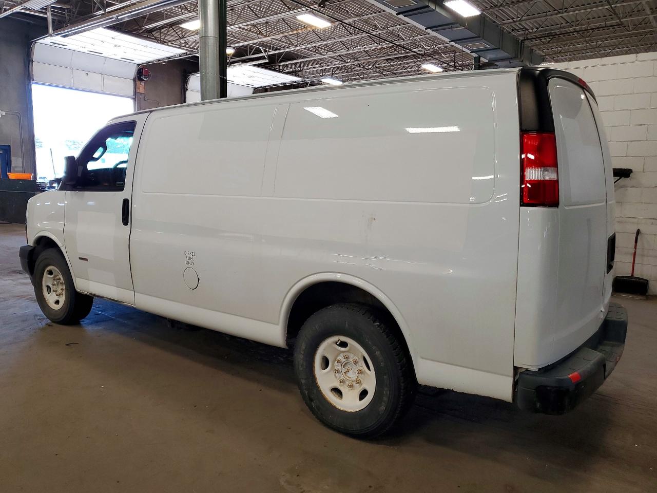 2019 CHEVROLET EXPRESS
