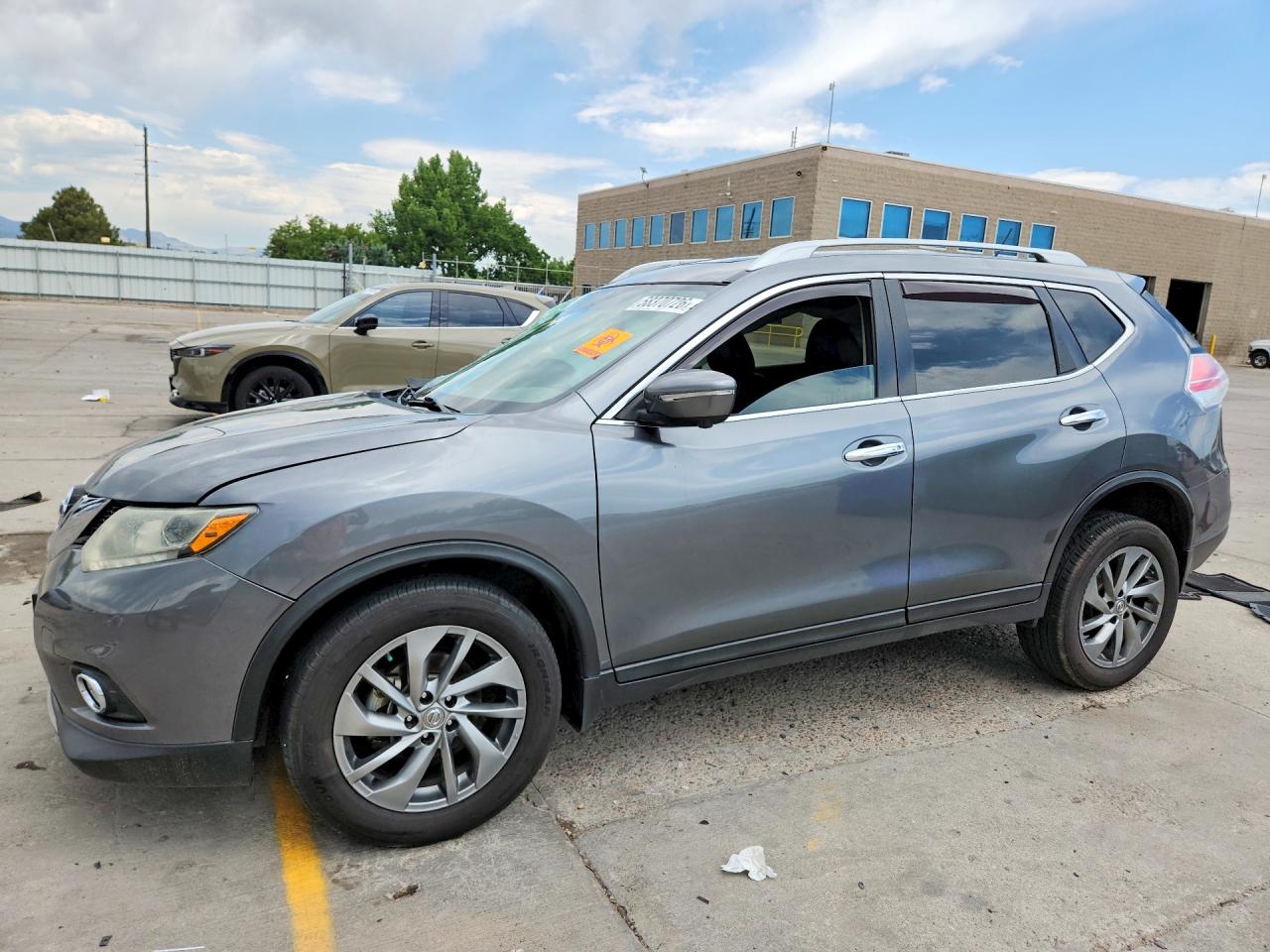 2015 NISSAN ROGUE