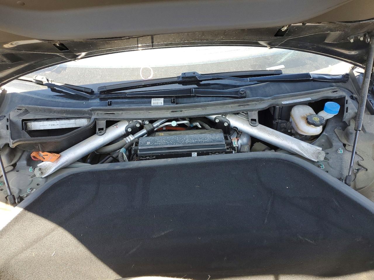 2015 TESLA MODEL S