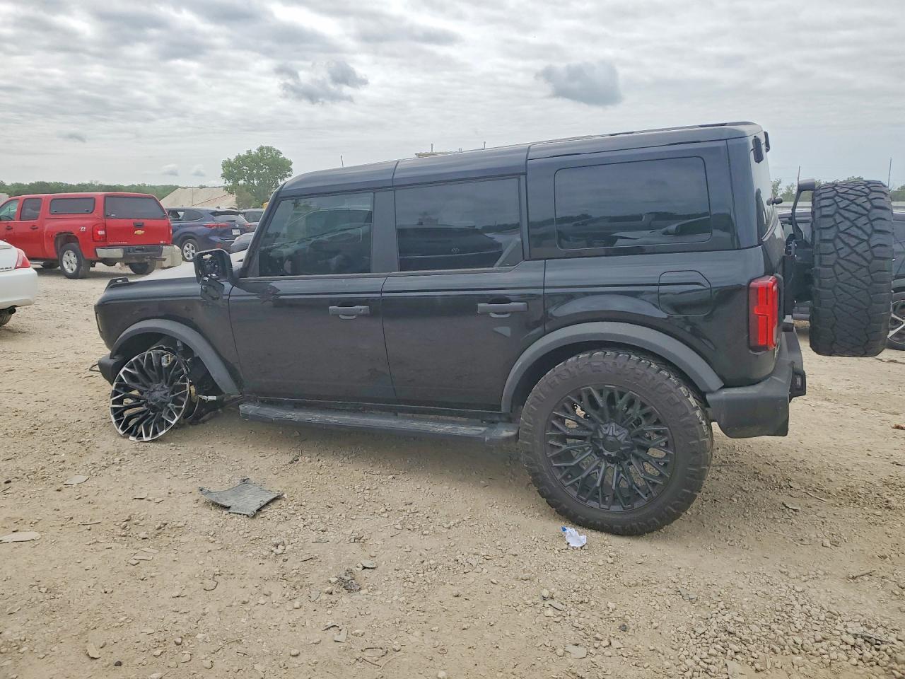 2025 FORD BRONCO