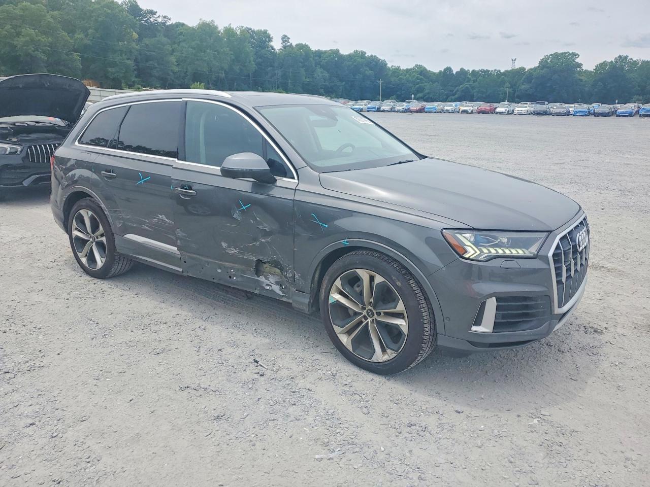 2021 AUDI Q7