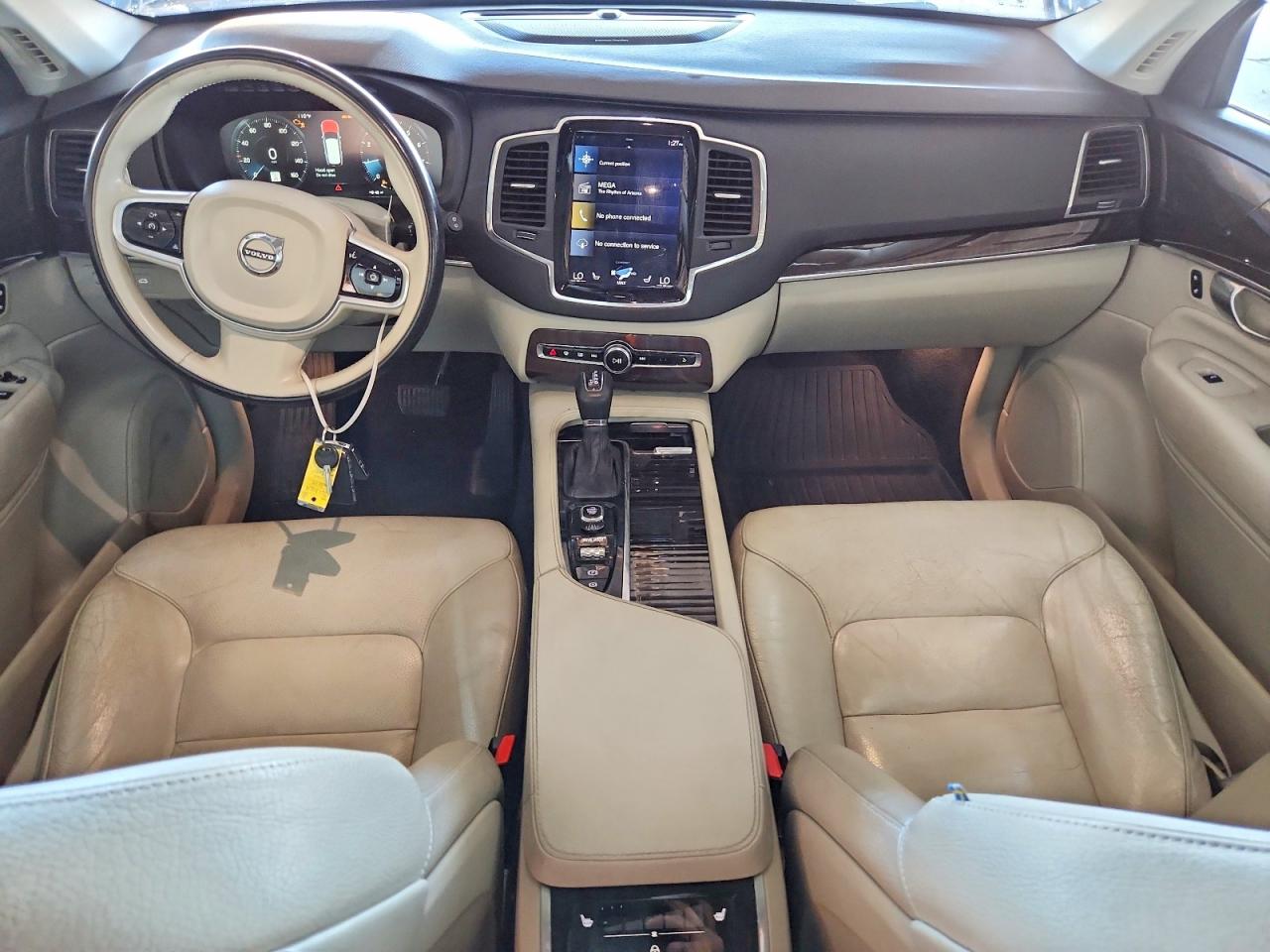 2019 VOLVO XC90