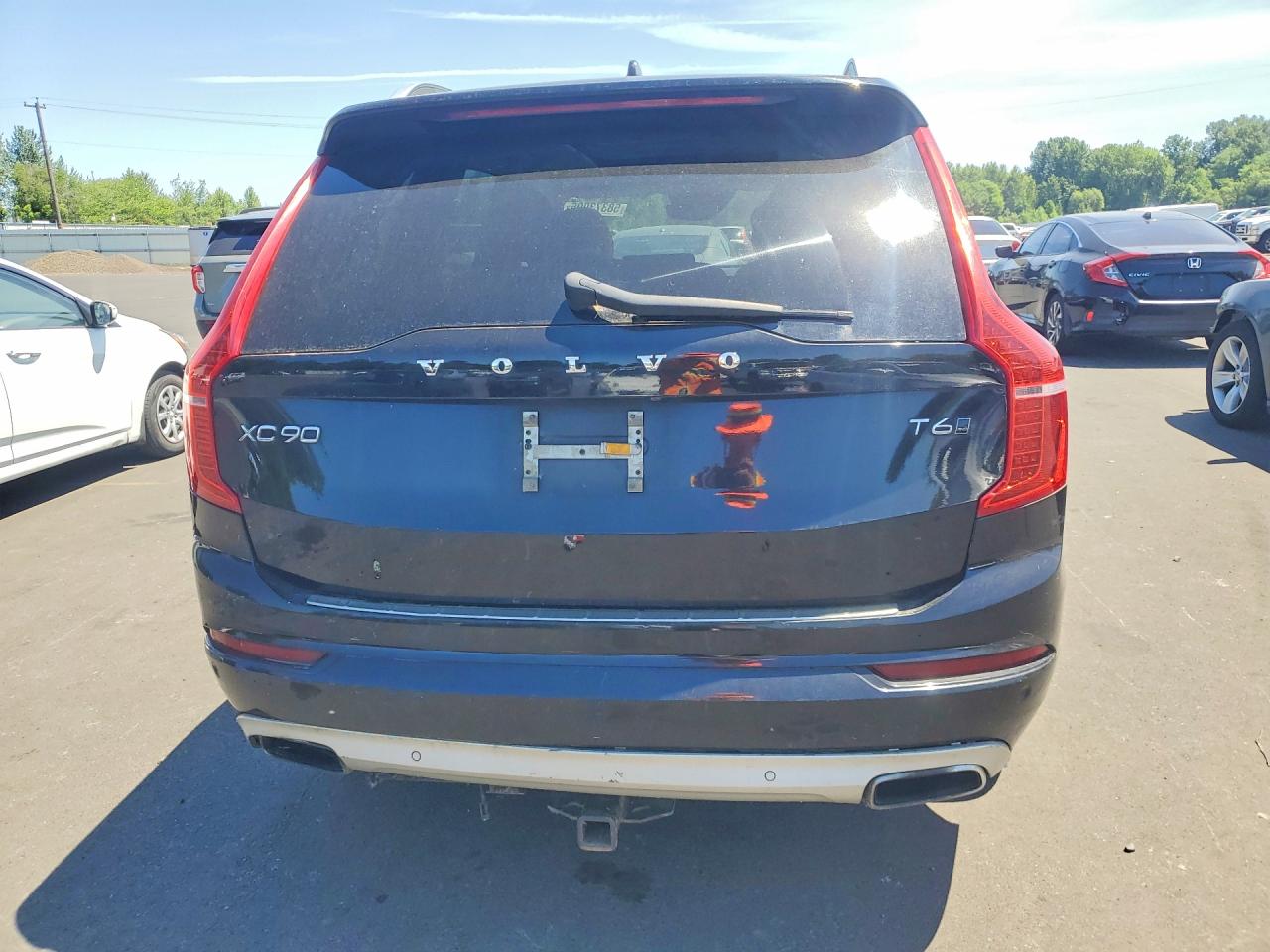 2016 VOLVO XC90
