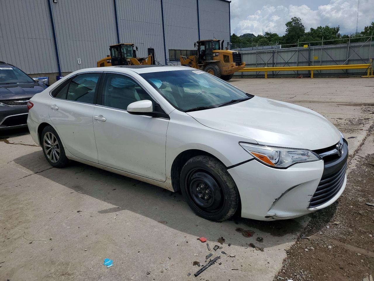 2016 TOYOTA CAMRY