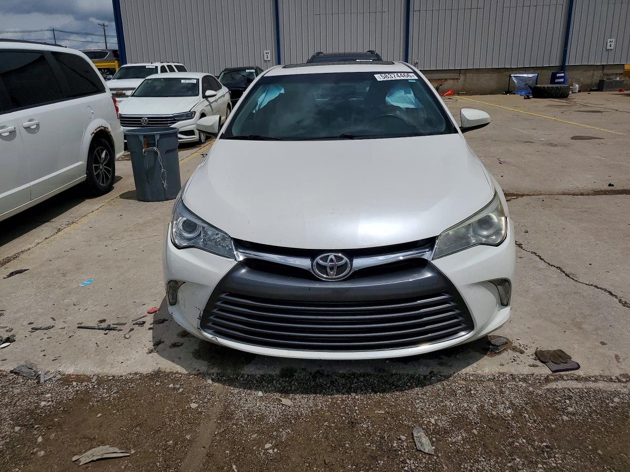 2016 TOYOTA CAMRY