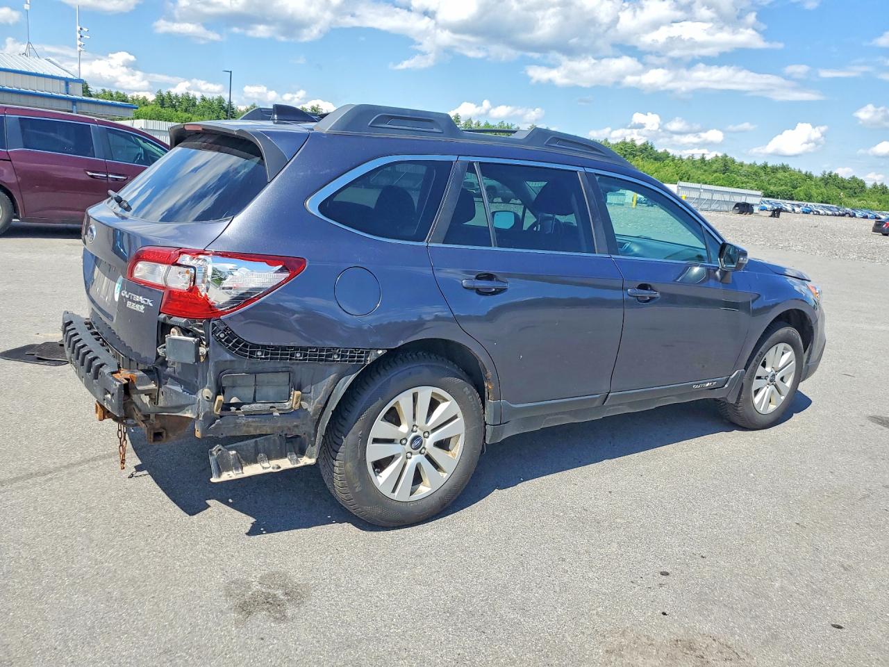 2016 SUBARU OUTBACK