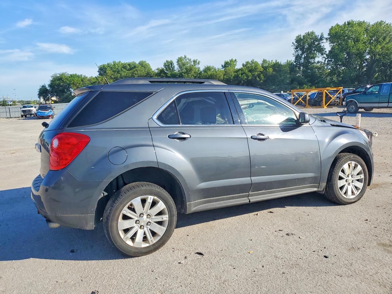 2011 CHEVROLET EQUINOX