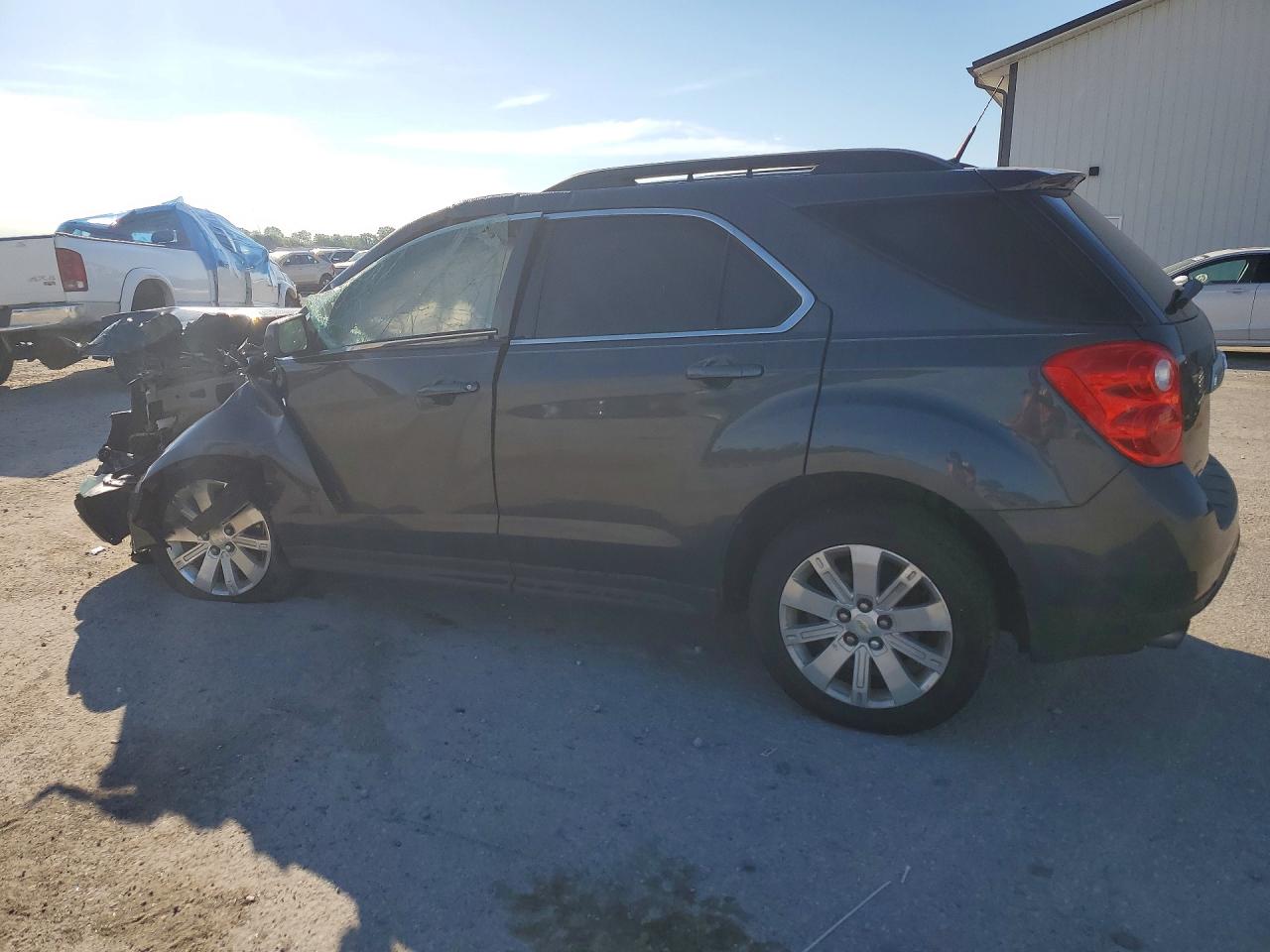 2011 CHEVROLET EQUINOX