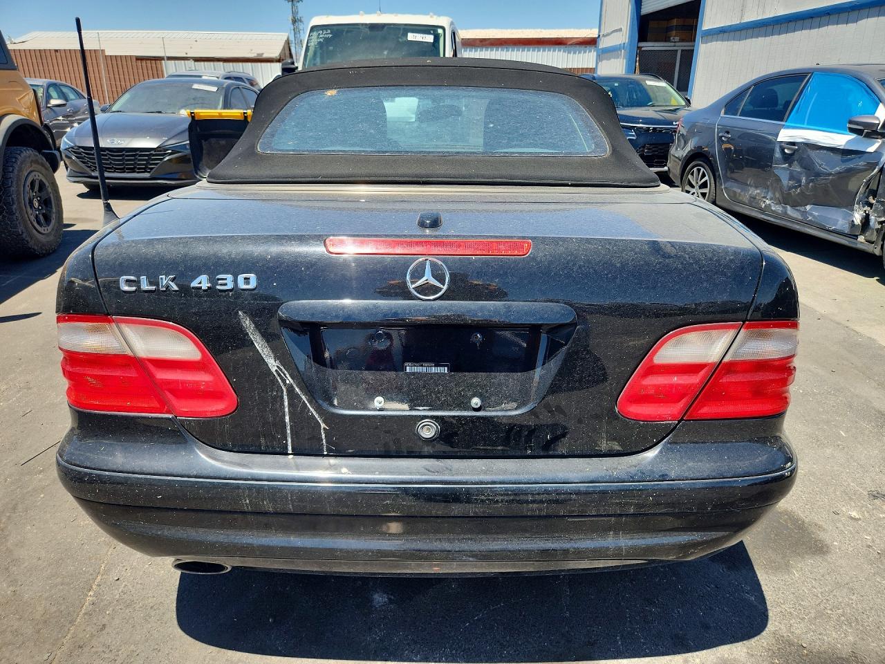 2001 MERCEDES-BENZ CLK-CLASS