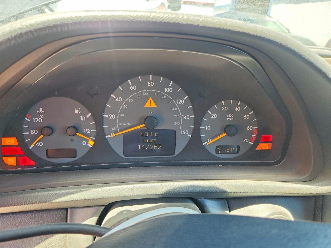 2001 MERCEDES-BENZ CLK-CLASS