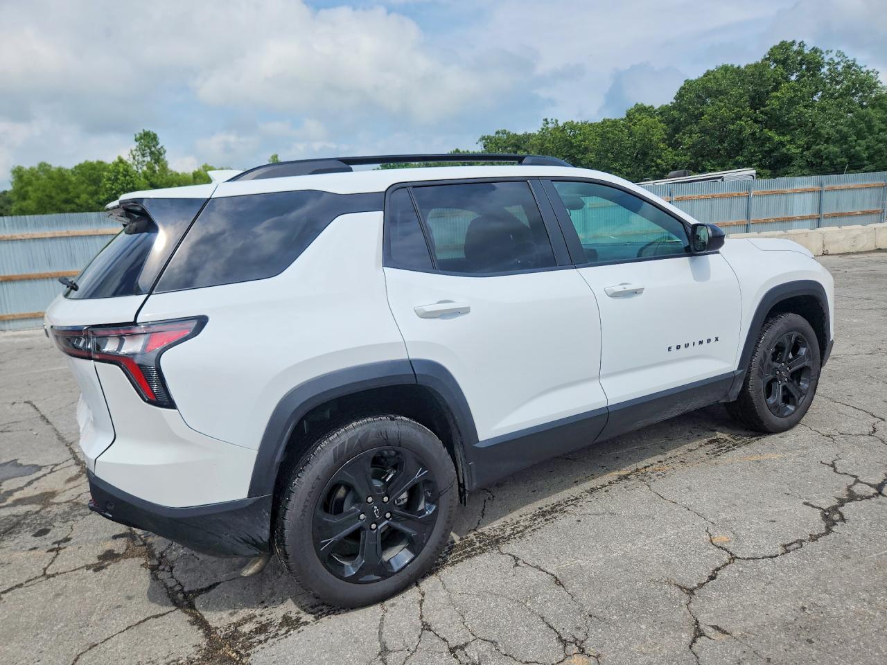 2026 CHEVROLET EQUINOX
