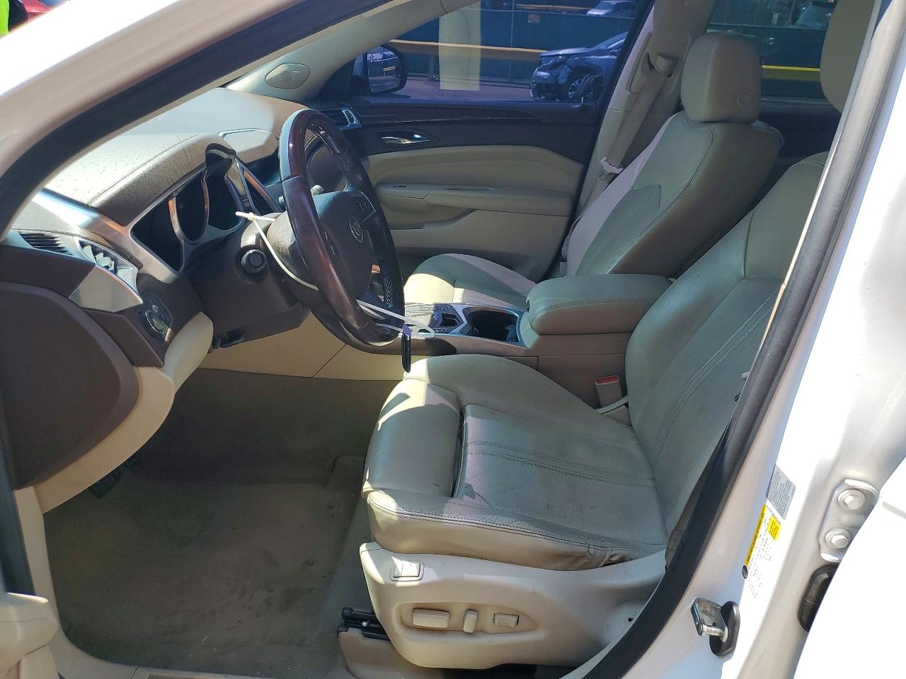 2010 CADILLAC SRX