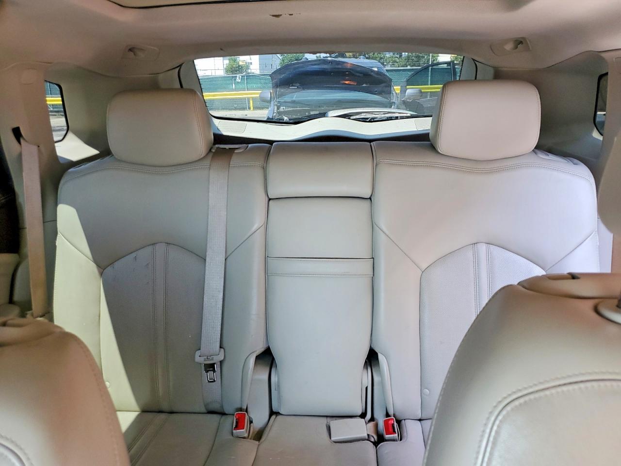 2010 CADILLAC SRX