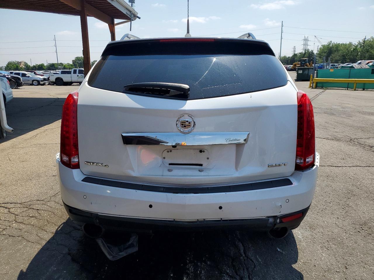 2010 CADILLAC SRX