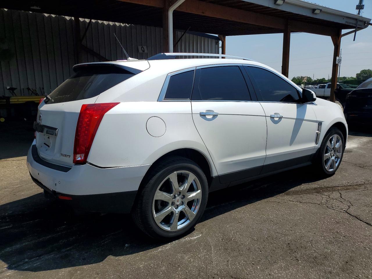 2010 CADILLAC SRX