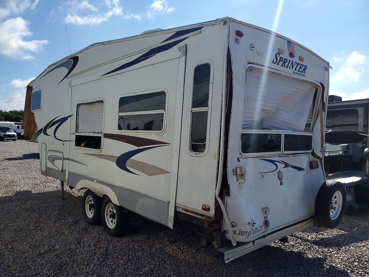 2004 KEYSTONE RV TRAILERS