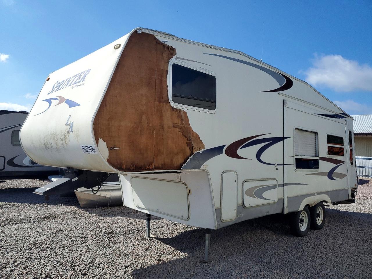 2004 KEYSTONE RV TRAILERS