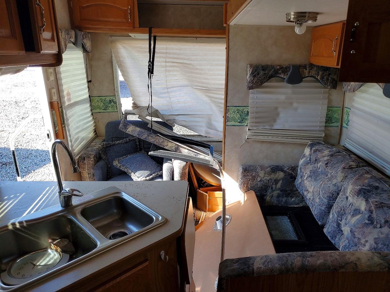 2004 KEYSTONE RV TRAILERS