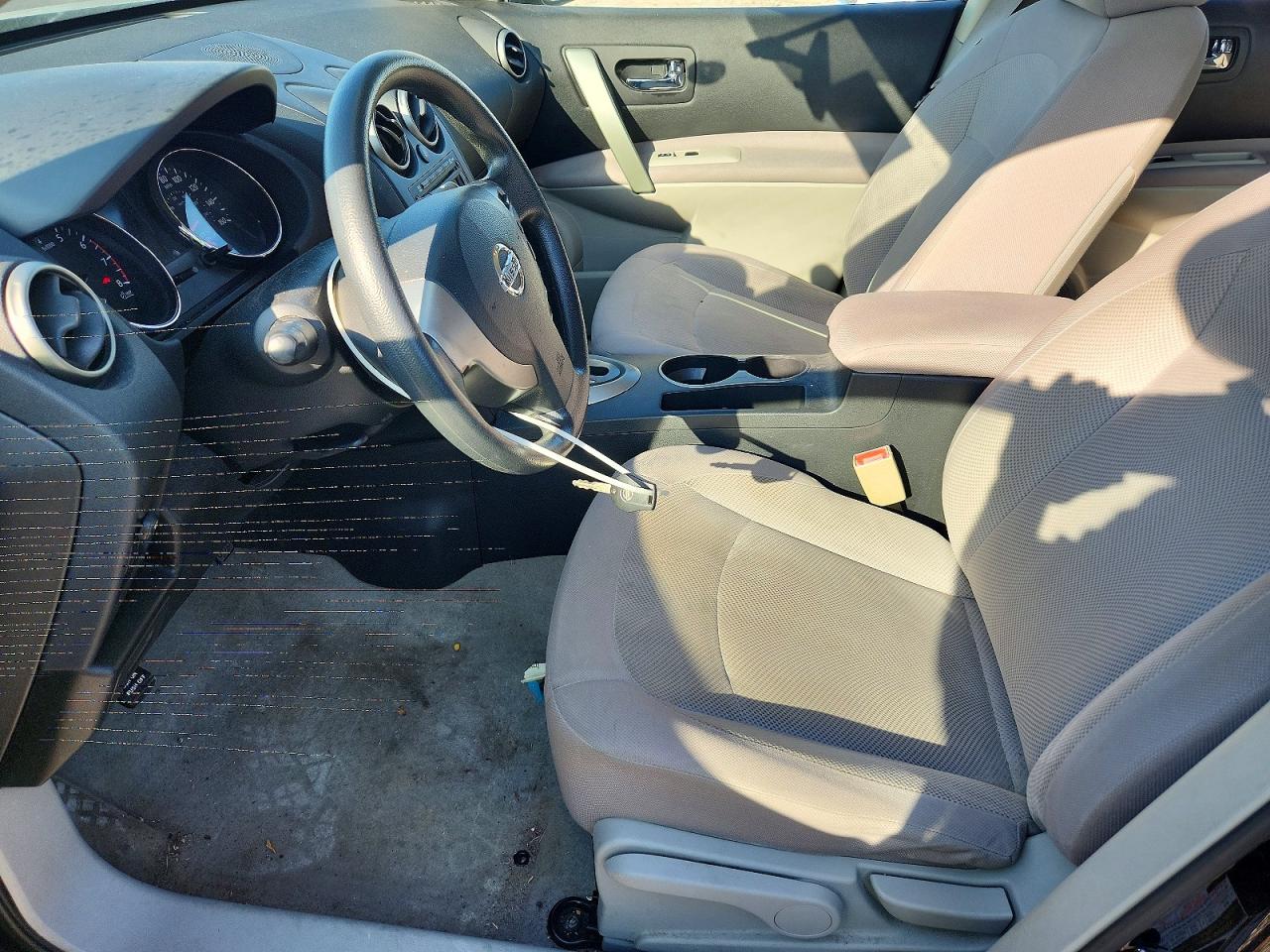 2011 NISSAN ROGUE