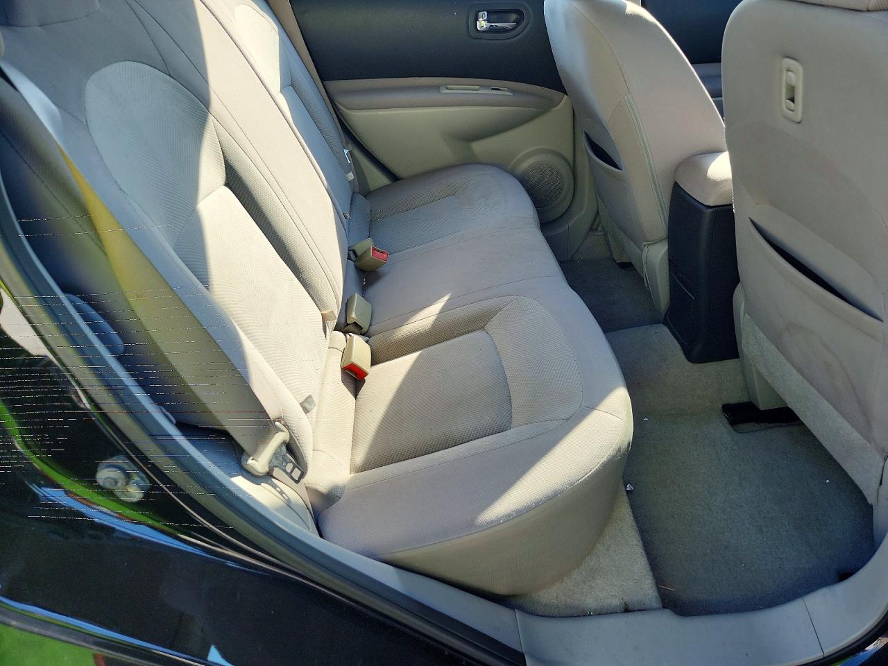 2011 NISSAN ROGUE