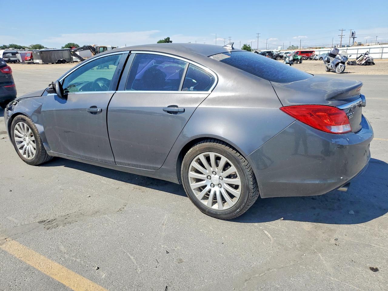 2011 BUICK REGAL