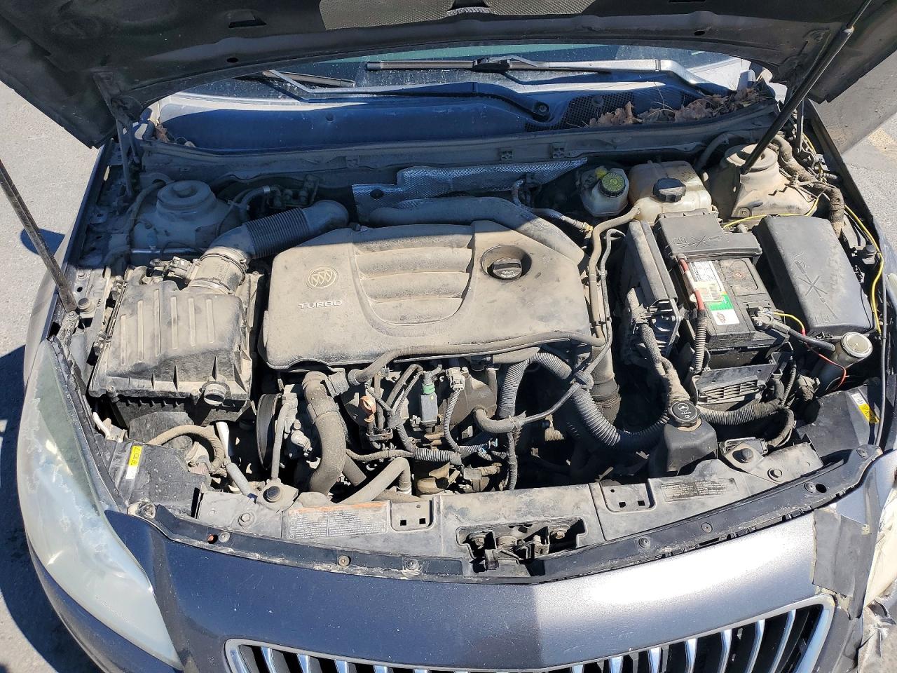 2011 BUICK REGAL