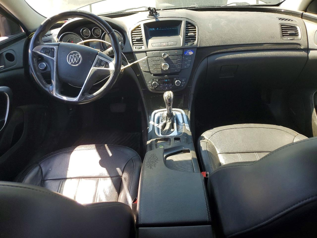2011 BUICK REGAL