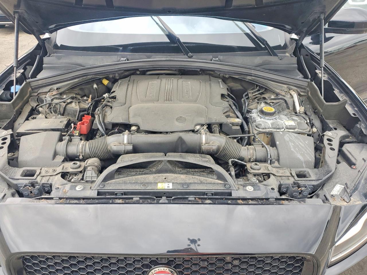 2017 JAGUAR F-PACE