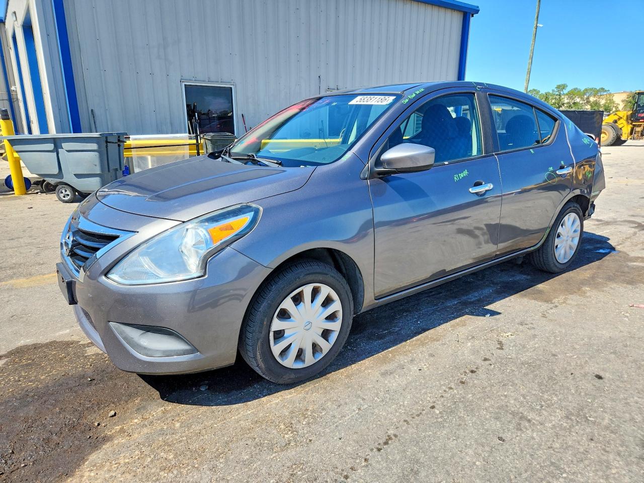 2016 NISSAN VERSA