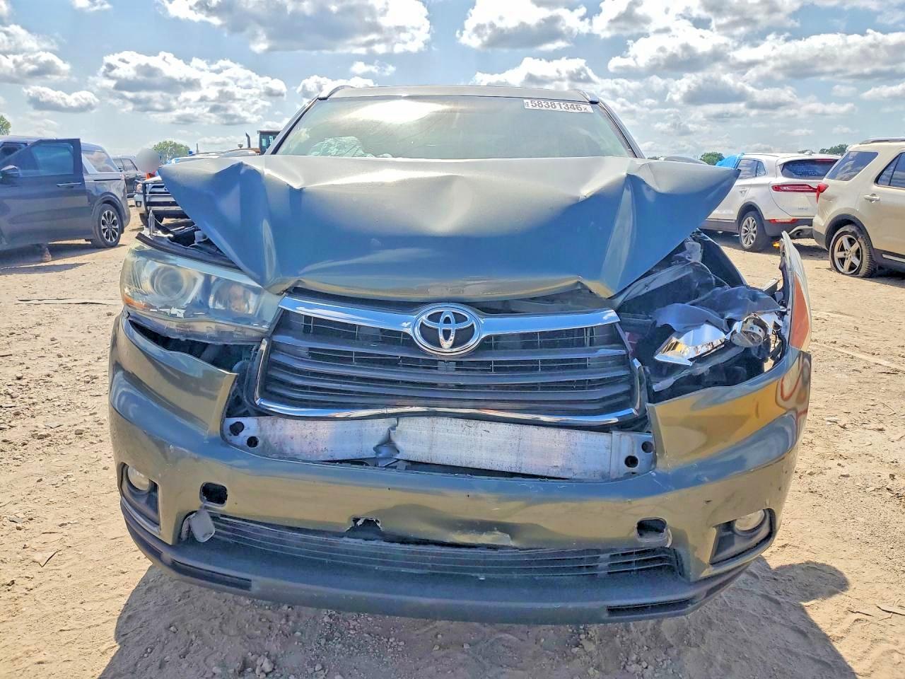 2015 TOYOTA HIGHLANDER