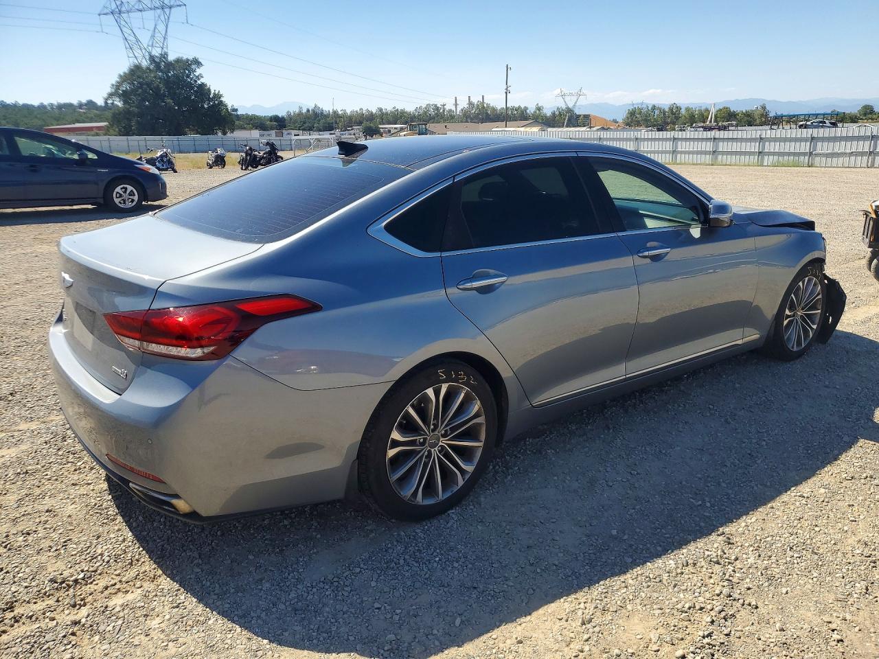 2015 HYUNDAI GENESIS