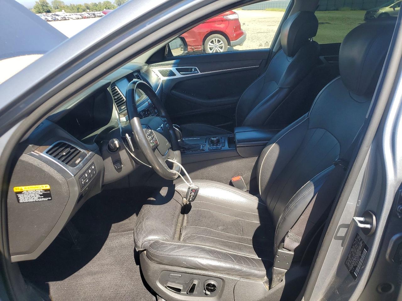 2015 HYUNDAI GENESIS