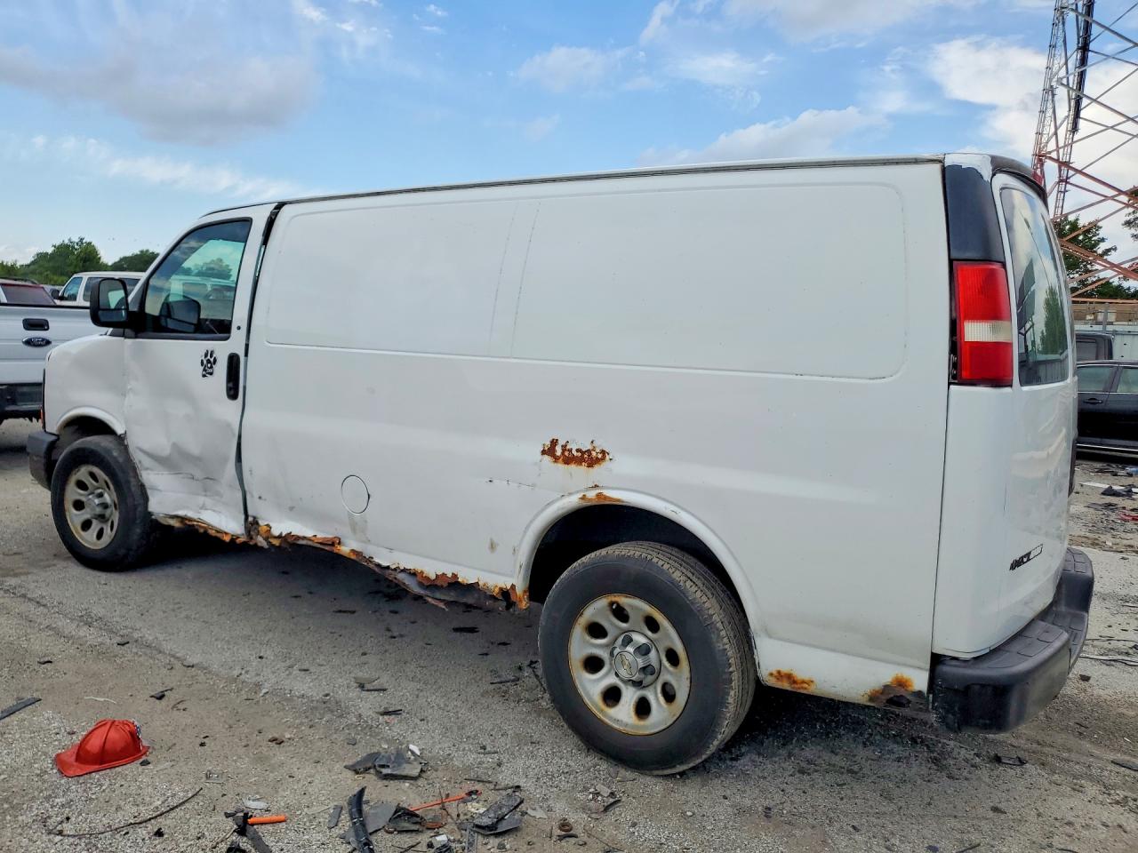 2010 CHEVROLET EXPRESS