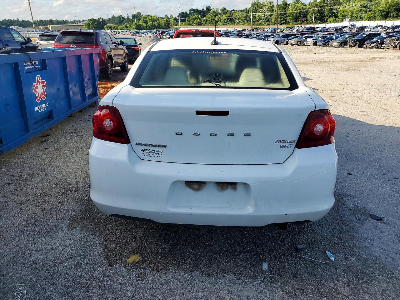 2013 DODGE AVENGER