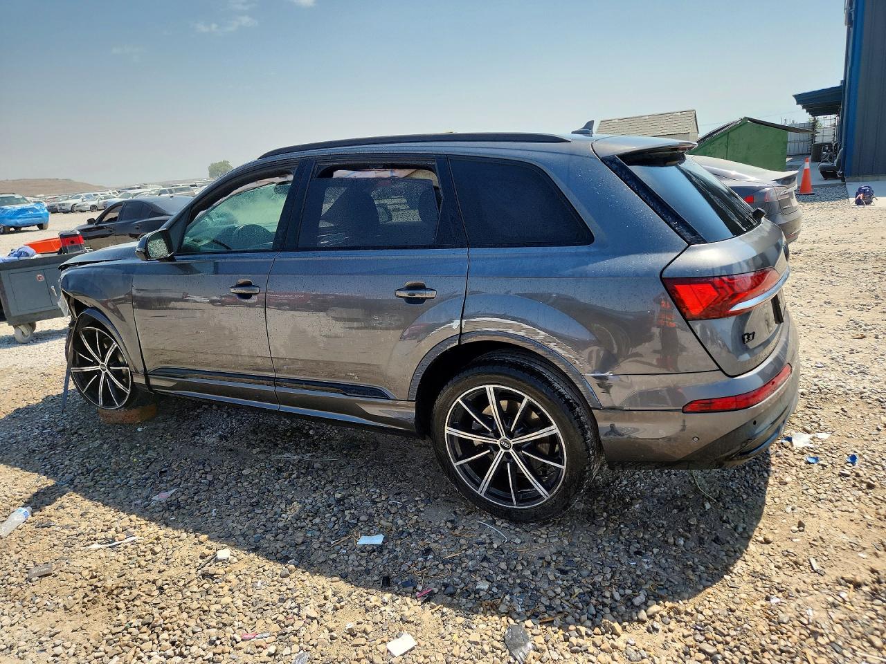 2021 AUDI Q7