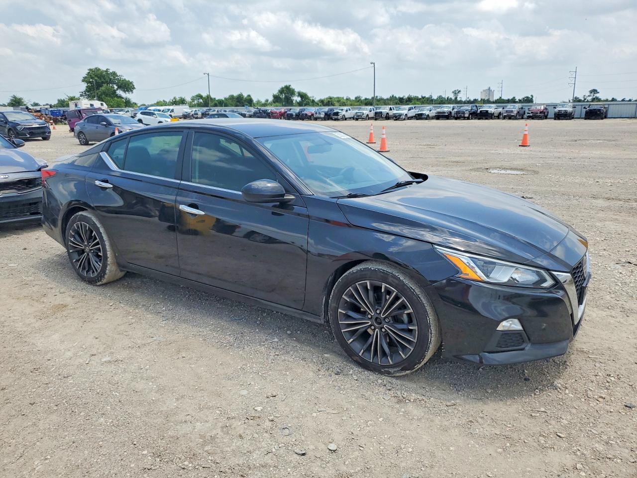 2019 NISSAN ALTIMA