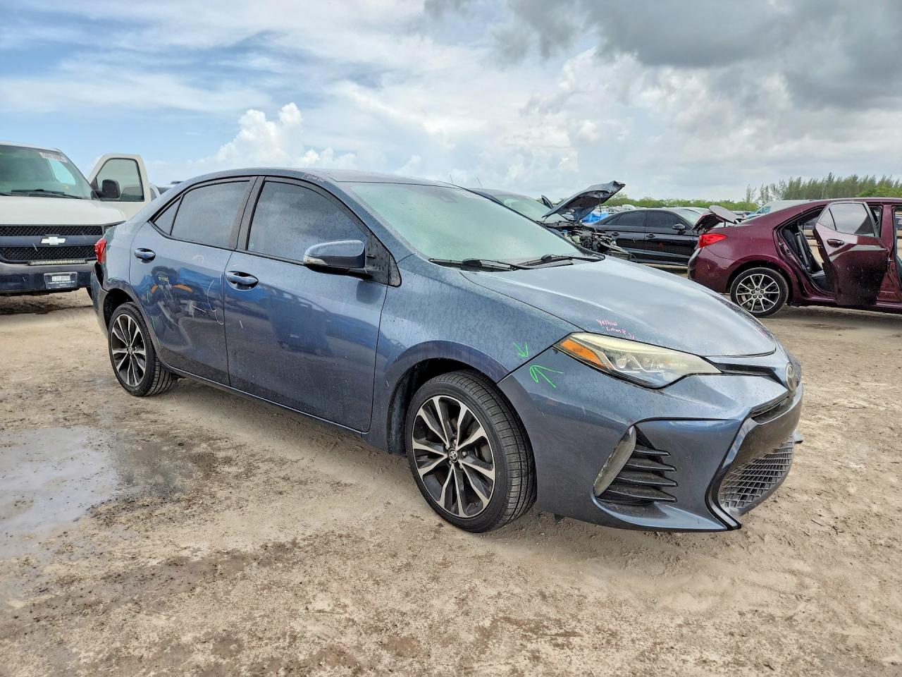 2017 TOYOTA COROLLA