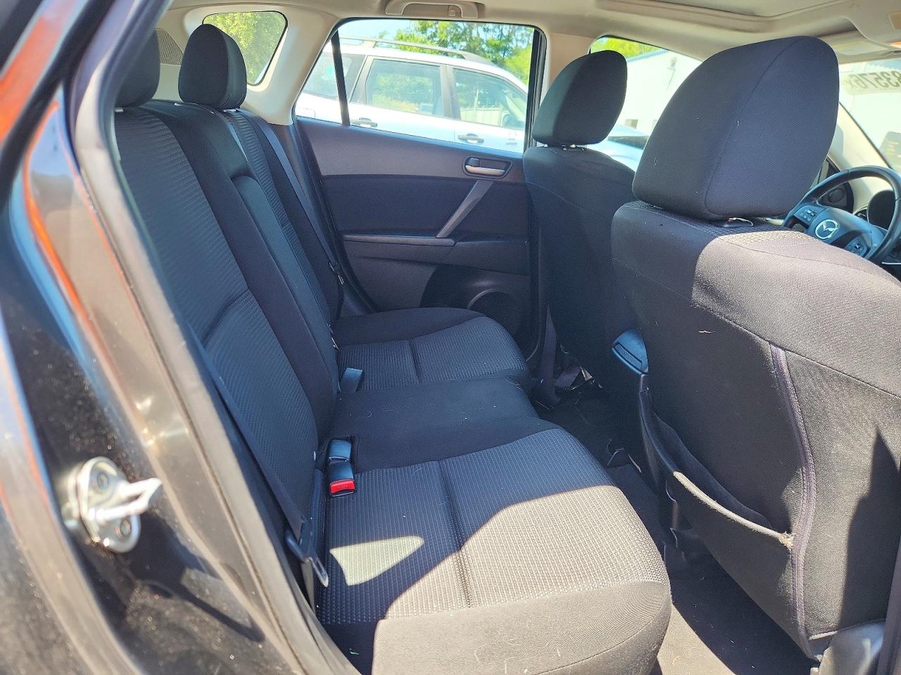 2012 MAZDA 3