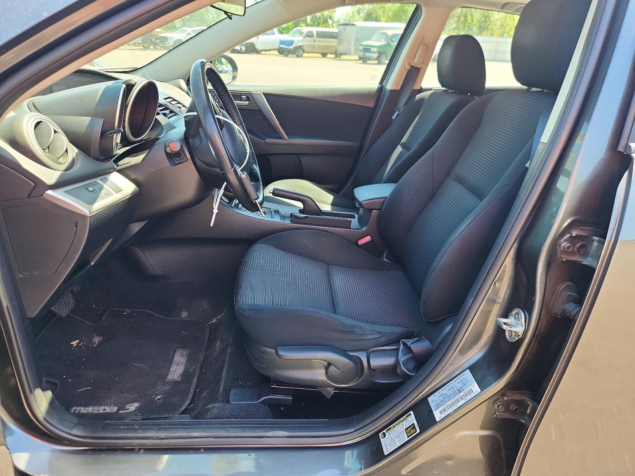 2012 MAZDA 3